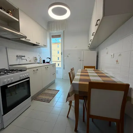 Casa Dina